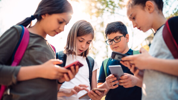 Senate Education Committee Examines Cell Phone Use and Policy in Pennsylvania Schools